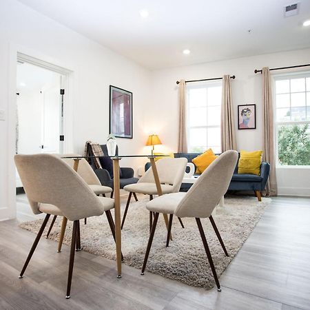 It'S A Corner Unit With Cool City Skyline Views! Washington Kültér fotó