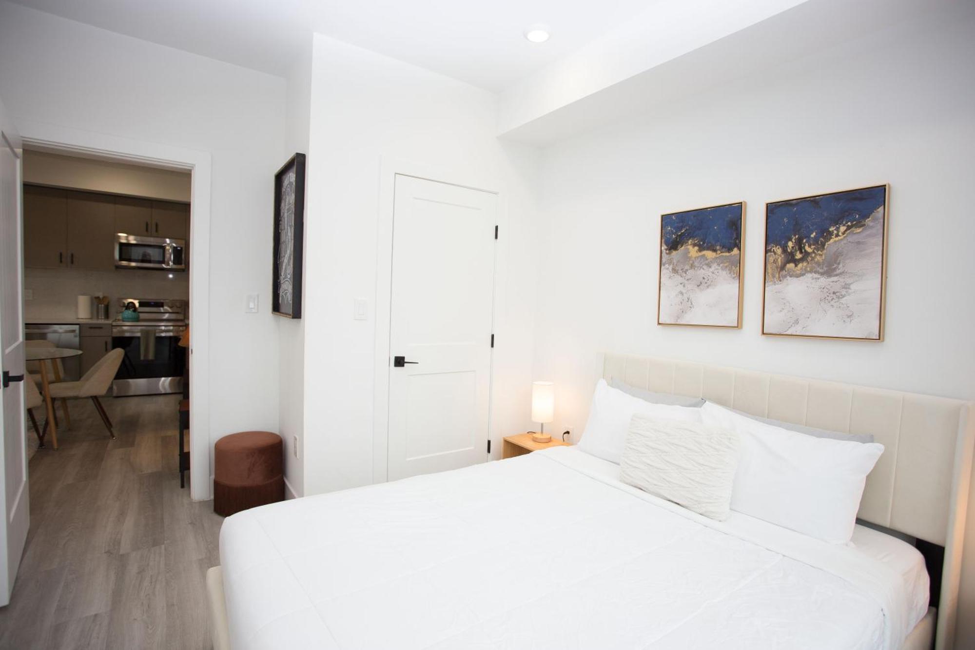 It'S A Corner Unit With Cool City Skyline Views! Washington Kültér fotó
